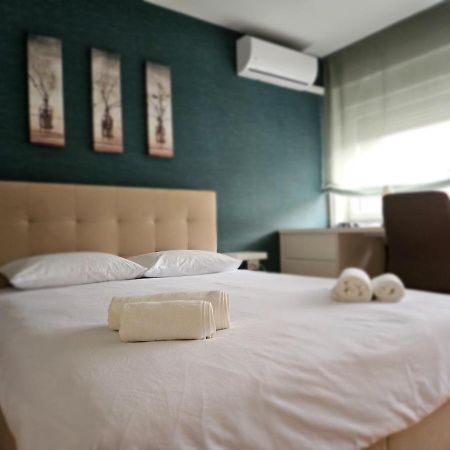 Comfort Rooms Remiza - Free Private Parking - Self Check-In Zagreb Bagian luar foto