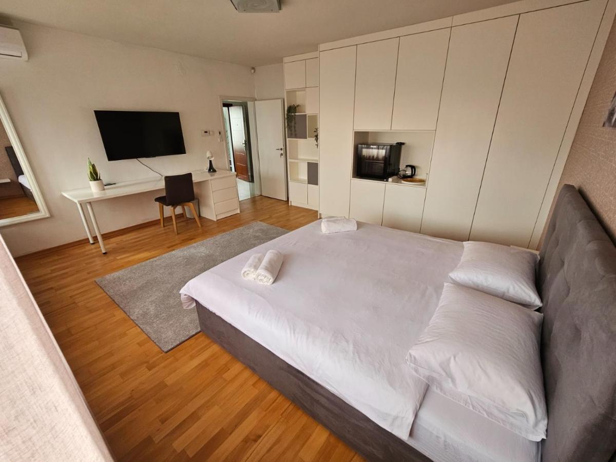 Comfort Rooms Remiza - Free Private Parking - Self Check-In Zagreb Bagian luar foto