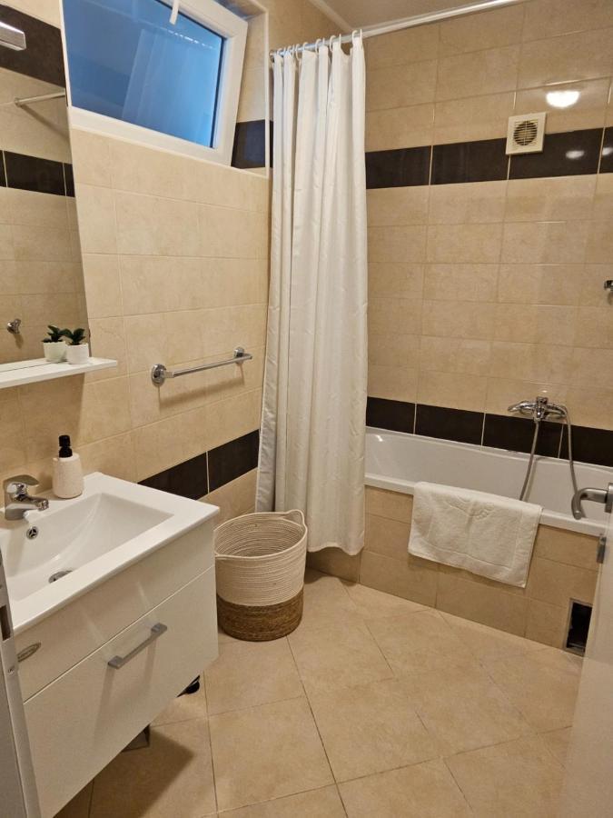 Comfort Rooms Remiza - Free Private Parking - Self Check-In Zagreb Bagian luar foto