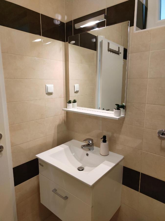 Comfort Rooms Remiza - Free Private Parking - Self Check-In Zagreb Bagian luar foto